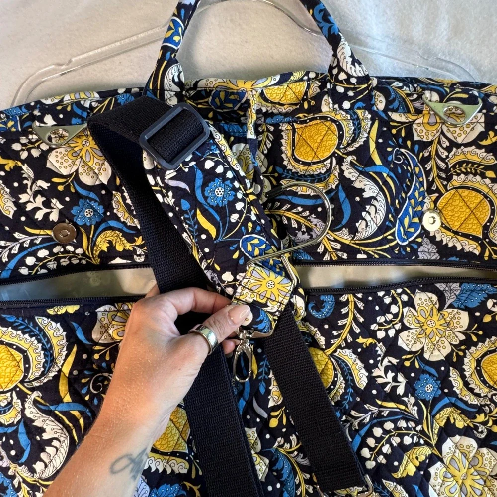 Vera Bradley Ellie Blue Hanging Garment Bag Travel Suit Dress Organizer Retired